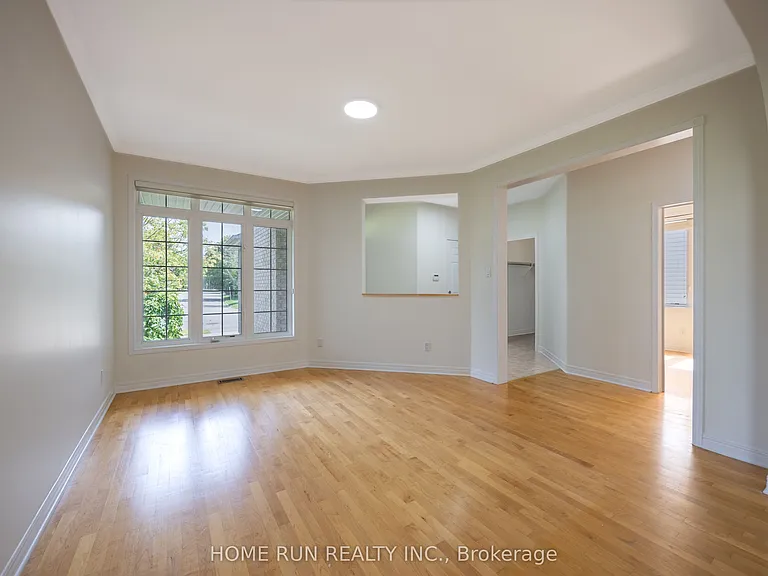 281 Goldridge Dr — Photo 8