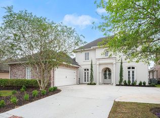 18972 Santa Maria Dr, Baton Rouge, LA 70809