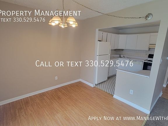 4th image of 723 E Waterloo Rd APT D