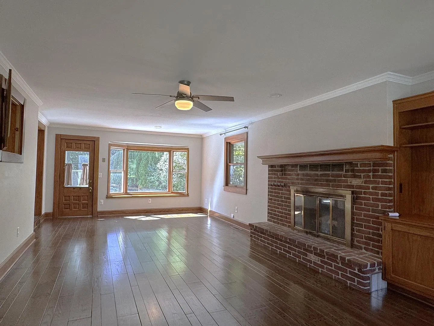 4 bed, 2.5 bath, 2077 sqft, $2,850 — Photo 4