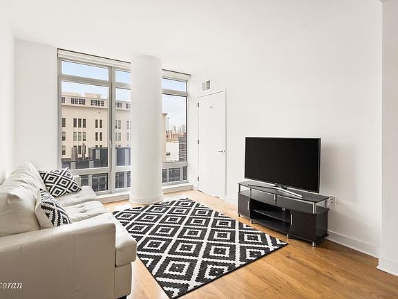 2nd image of 2 Northside Piers APT 6D