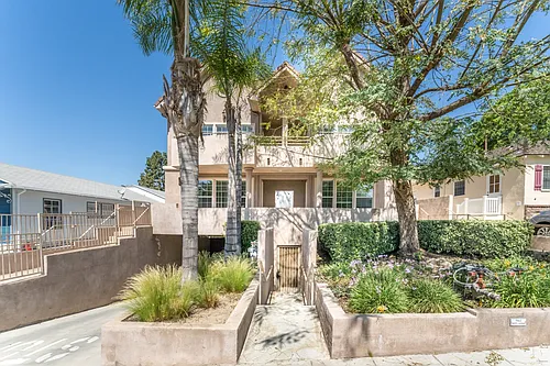 511 E Harvard St #101 Photo 1