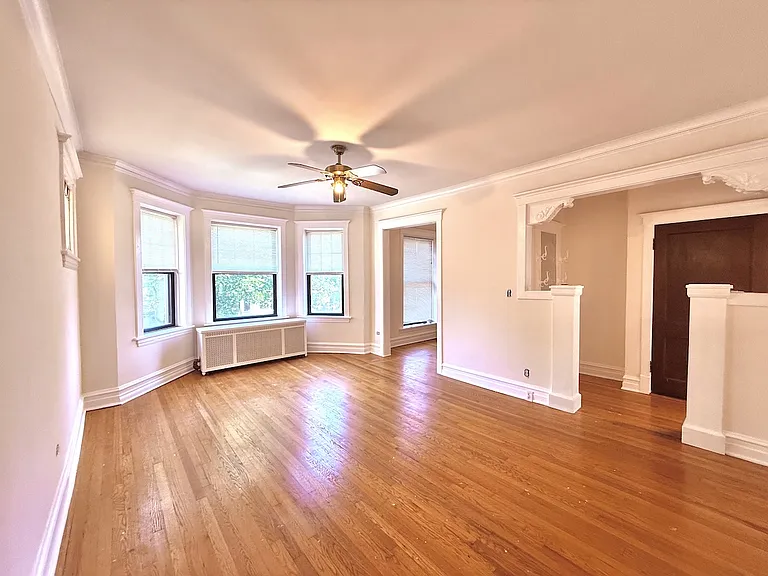 2535 W Eastwood Ave #2 — Photo 4