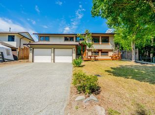 32855 Harwood Cres, Abbotsford, BC V2S 7A6
