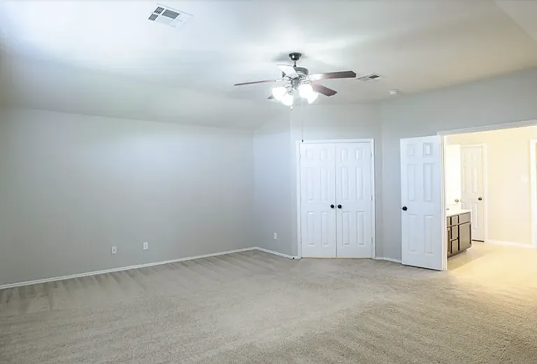 6201 Charlotte Ln — Photo 8
