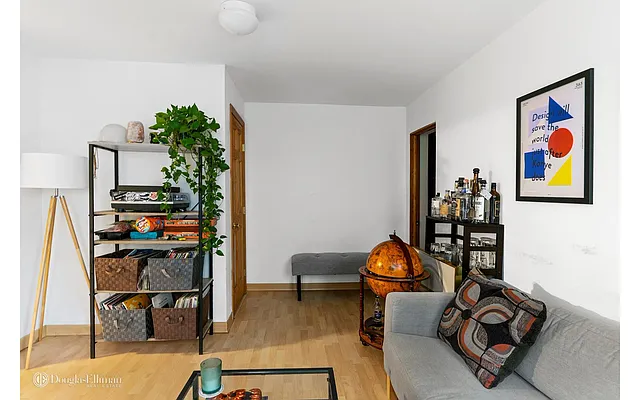 Rented by Douglas Elliman | media 10