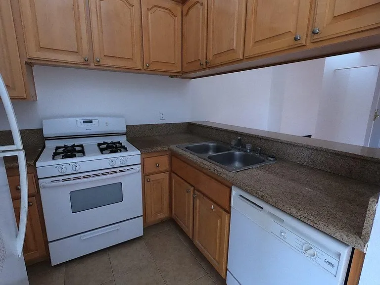 9849 Tabor St #215 — Photo 8