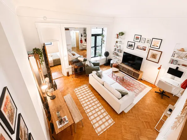 116 West 75th Street image 1 of 18