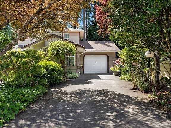 2nd image of 124 Valhalla Rd #9