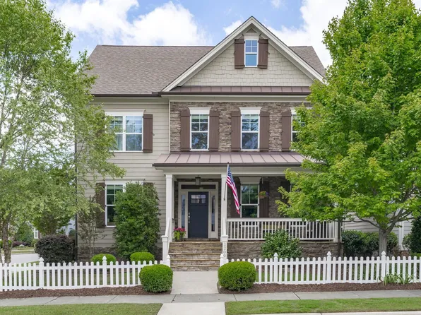 1209 Bluff Oak Dr, Cary, NC 27519