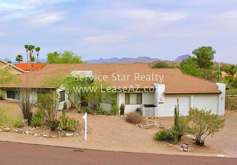 16917 E Cascade Dr