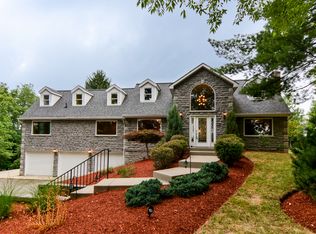 2527 Ems Ln, Wexford, PA