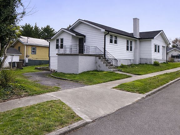 3rd image of 1250 Boruff St
