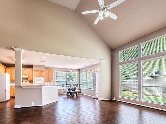4th image of 2615 Sunday House Dr