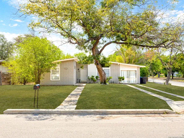 302 BLAZE AVE, San Antonio, TX 78218