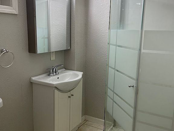 4th image of 1147 26th St #1137