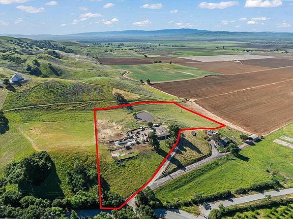 2nd image of 4180 Canada Rd