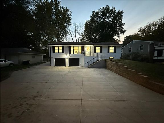 4th image of 5221 NE 39th St