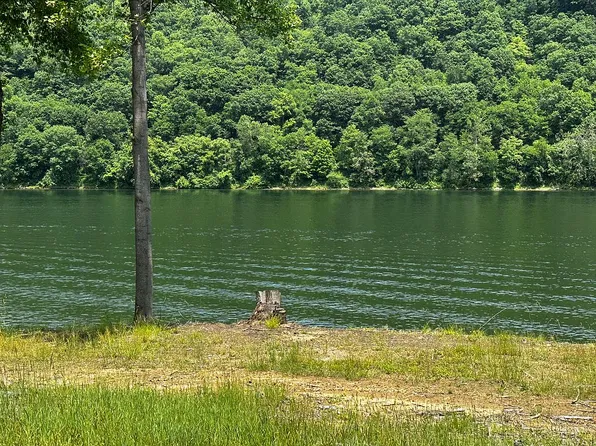 1020 Wattersonville Rd, Cowansville, PA 16218