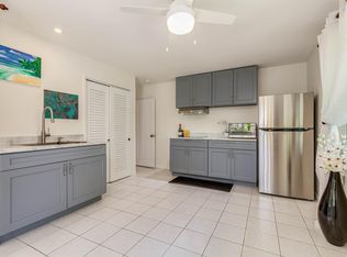 1058 Kainui Dr, Kailua, HI 96734