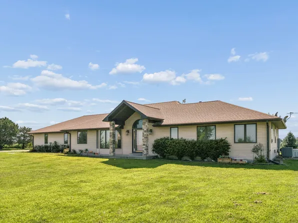 11702 240th St, Council Bluffs, IA 51503