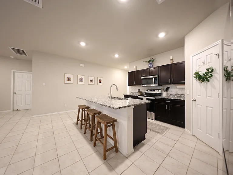 5601 Great Divide Rd — Photo 5