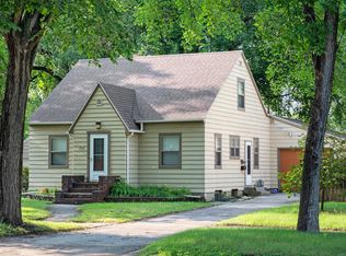 1916 University Ave, Grand Forks, ND 58203