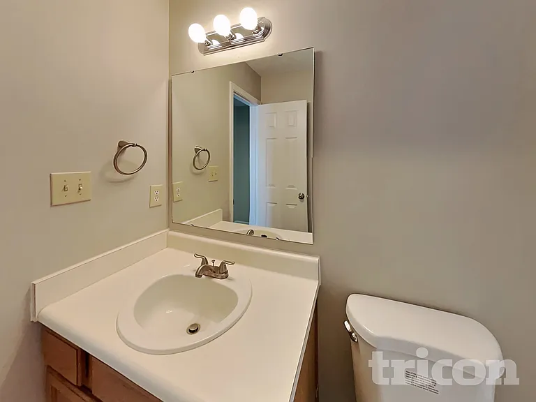 1809 Woodstream Ct — Photo 12