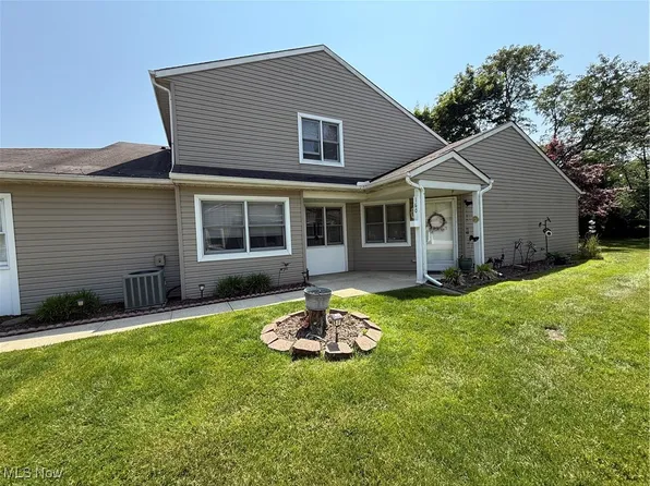160 Marian Ln #6A, Berea, OH 44017
