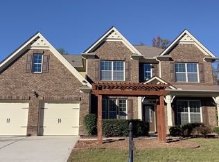 7525 Harbison Hollow Ln, Suwanee, GA 30024