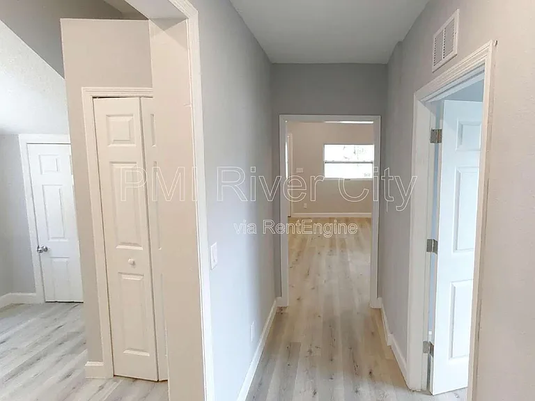 151 W 17th St #1 — Photo 6