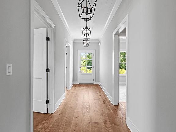 3rd image of 8218 Blackrock Dr #47