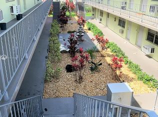 17 NE 2nd Ave APT 107, Dania, FL 33004
