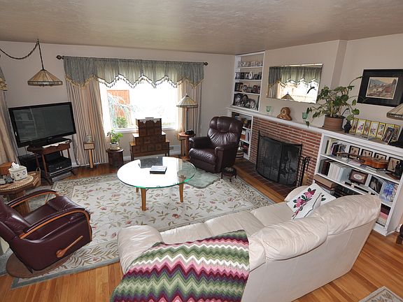 5th image of 2409 W Clearwater Ave