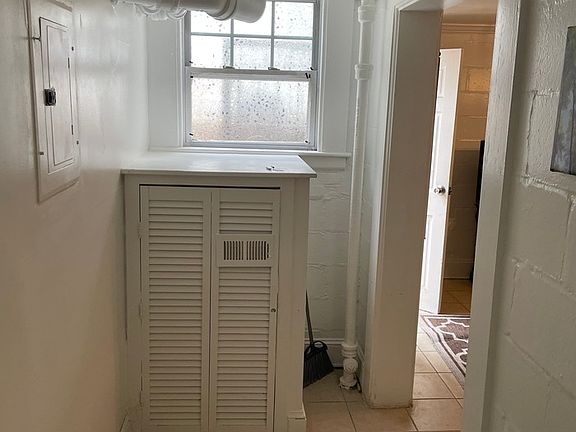 5th image of 1088 Astor Ave SW APT C