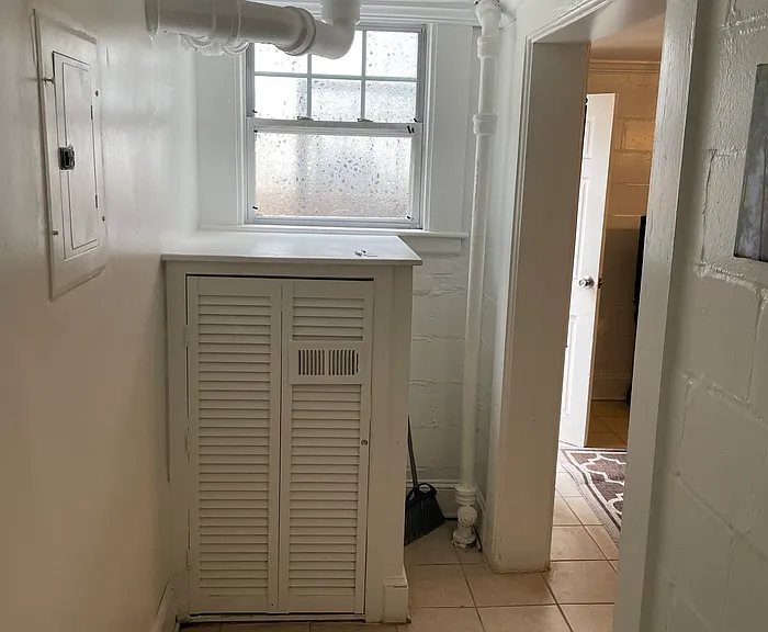 1088 Astor Ave SW #C — Photo 5
