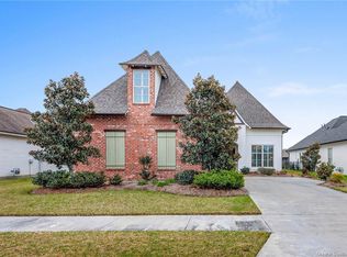 3743 Gray Willow Dr, Lake Charles, LA 70605