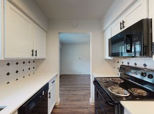 Pavilion at Bishop Ridge, Dallas, TX 75203