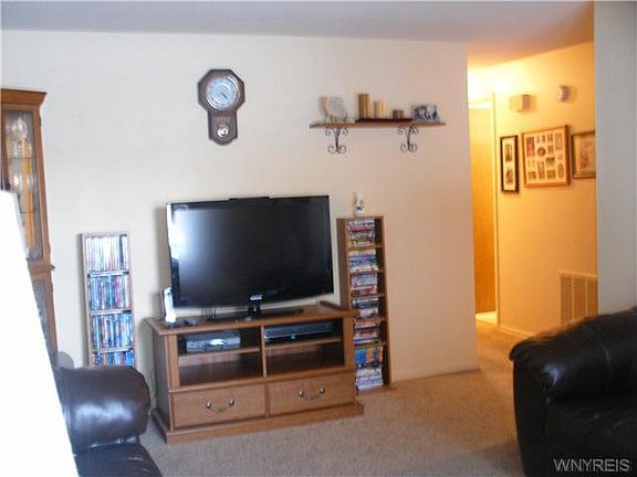 5th image of 6750 White Ct