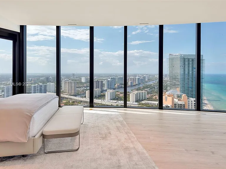 18555 Collins Ave #4705 — Photo 39