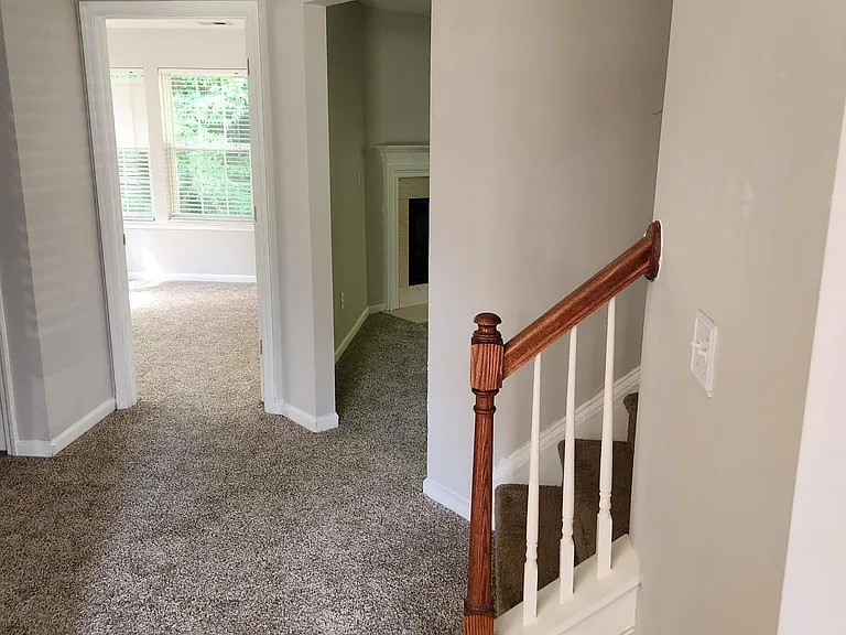 545 Dogwood Creek Pl — Photo 8