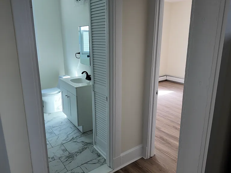 673 Elm St #1 — Photo 13