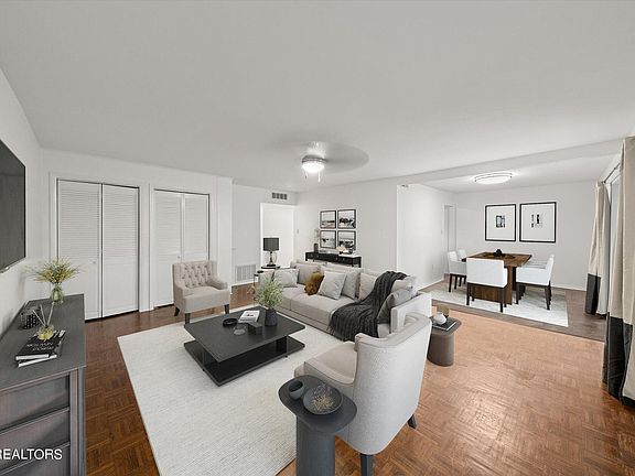 5th image of 3636 Taliluna Ave APT 513
