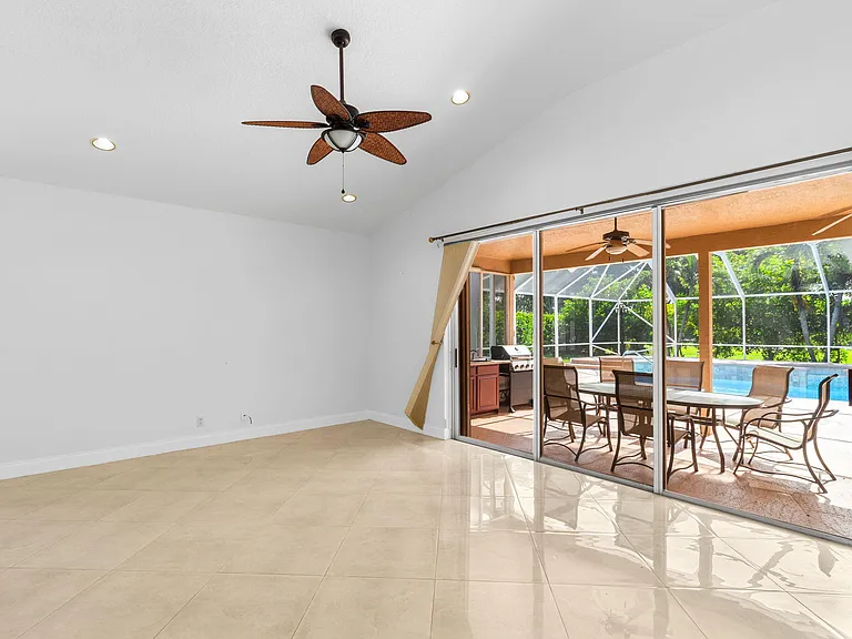 21698 Abington Ct — Photo 28