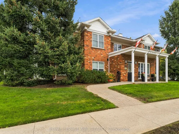 4090 John Charles Blvd #205, Lincoln, ON L0R 2C0