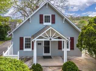 110 E McDowell St, Lexington, VA 24450