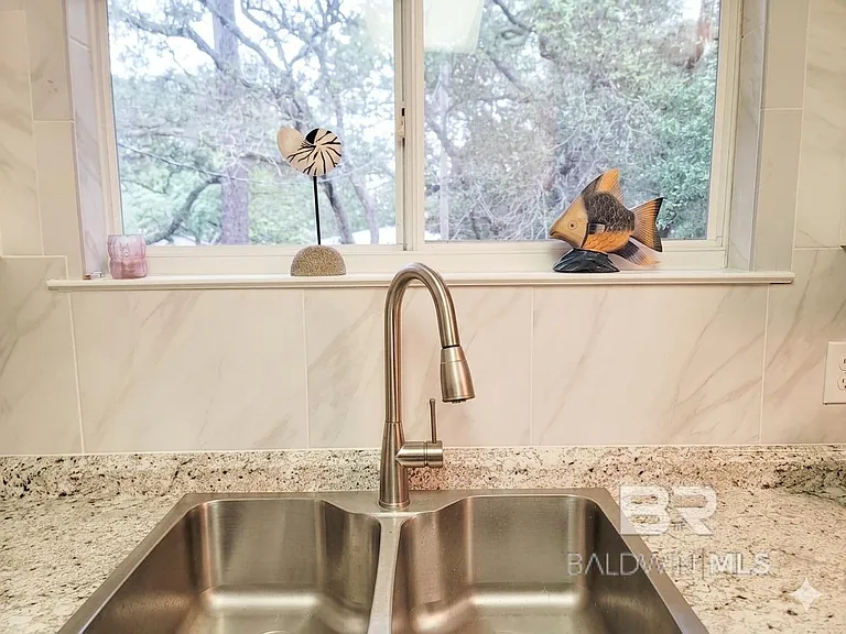 34394 Lost River Rd — Photo 7