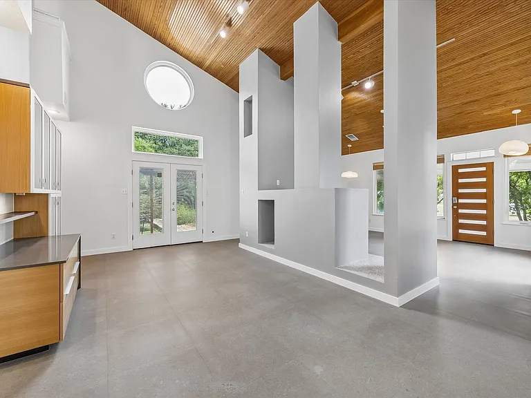 5714 Penny Creek Dr — Photo 6