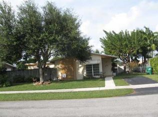 10501 SW 200th Ter, Cutler Bay, FL 33189