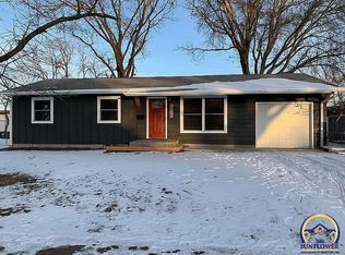 3008 SW Oakley Ave, Topeka, KS 66614